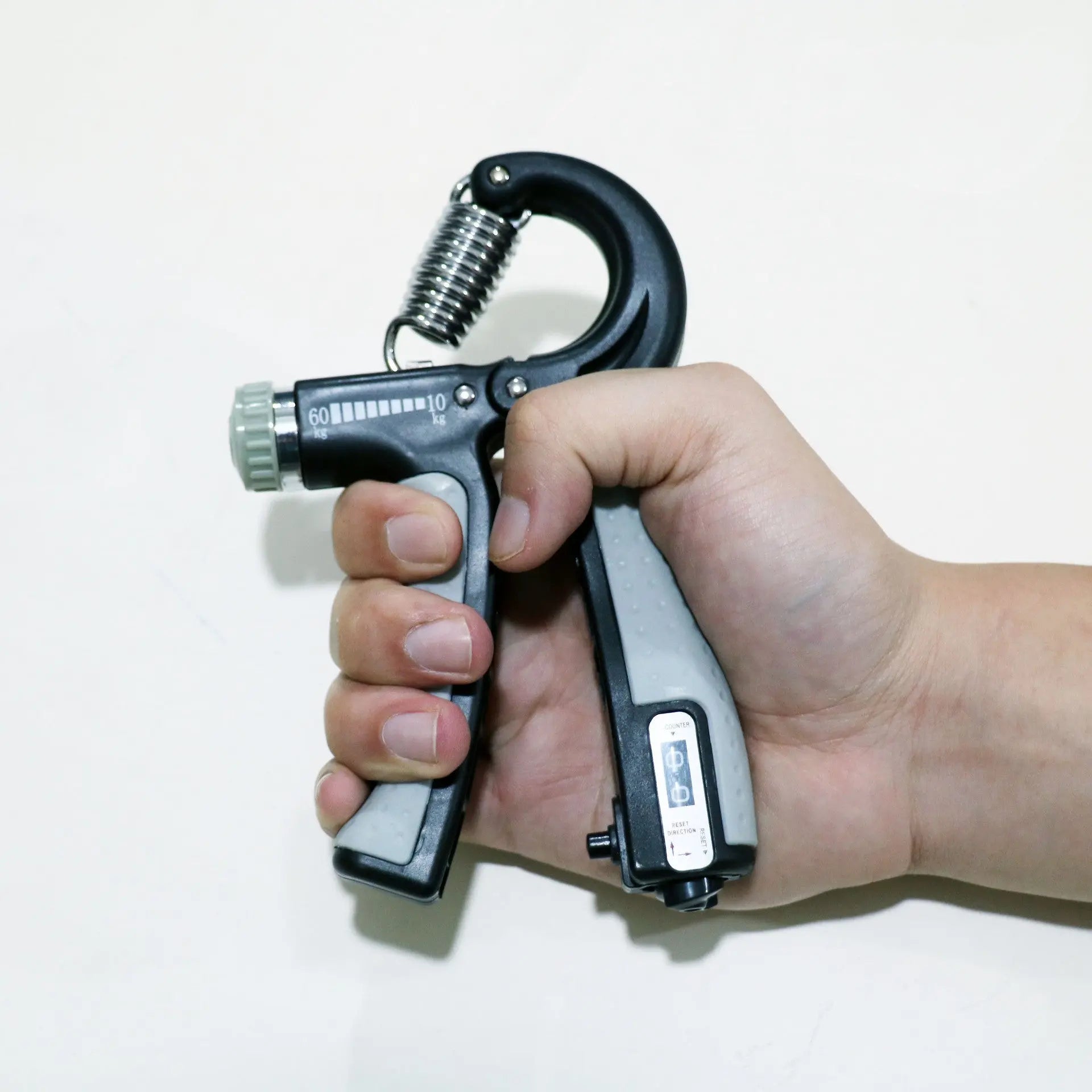 G. Hand grip strengthener ApexGains